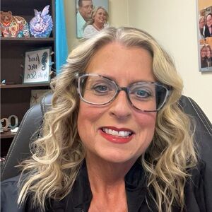 Meet your Posher, Shelli